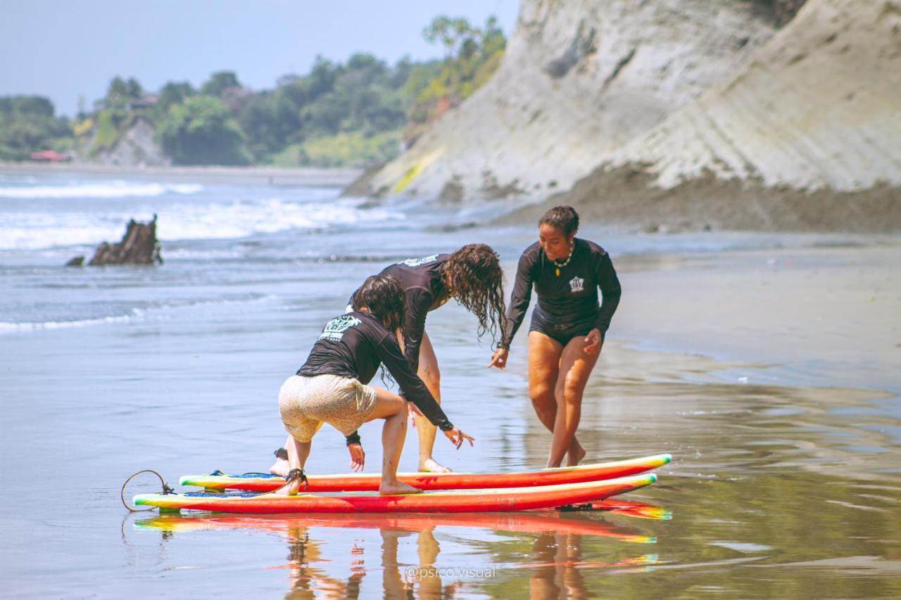 Surf House Estilo Libre Hotel บูเอนาเวนตูรา ภายนอก รูปภาพ